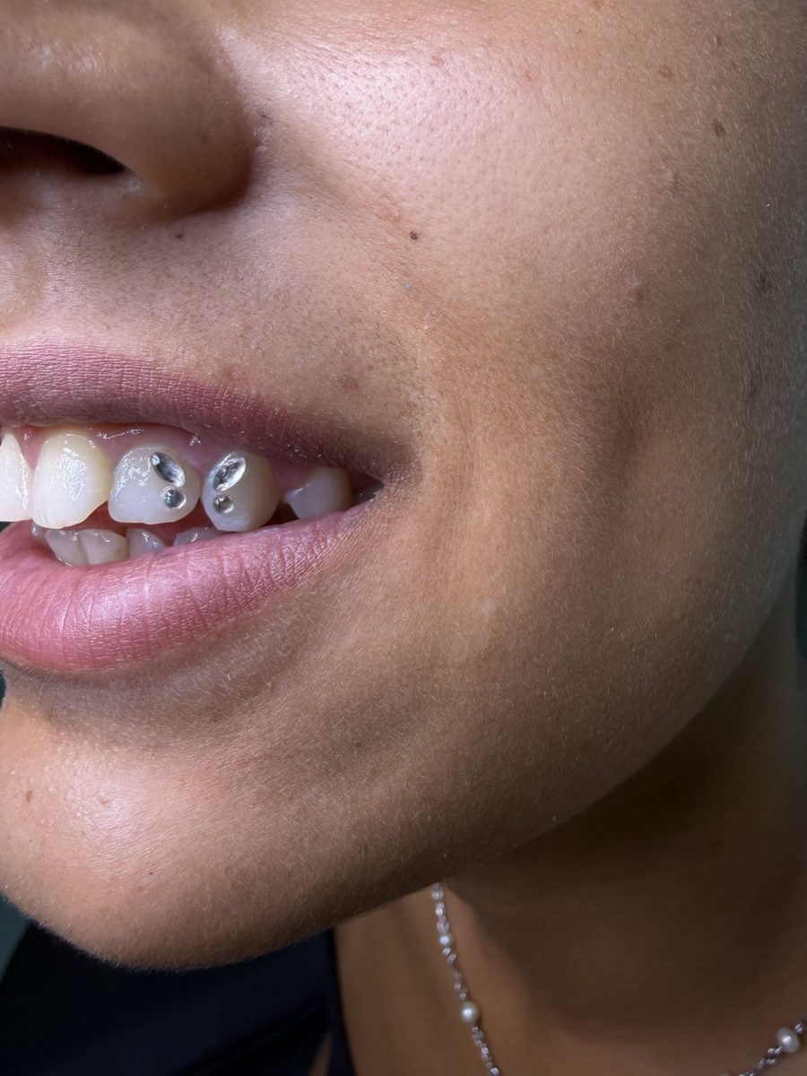 Aurora, piercer — TheOutline Art Studio, Carrara